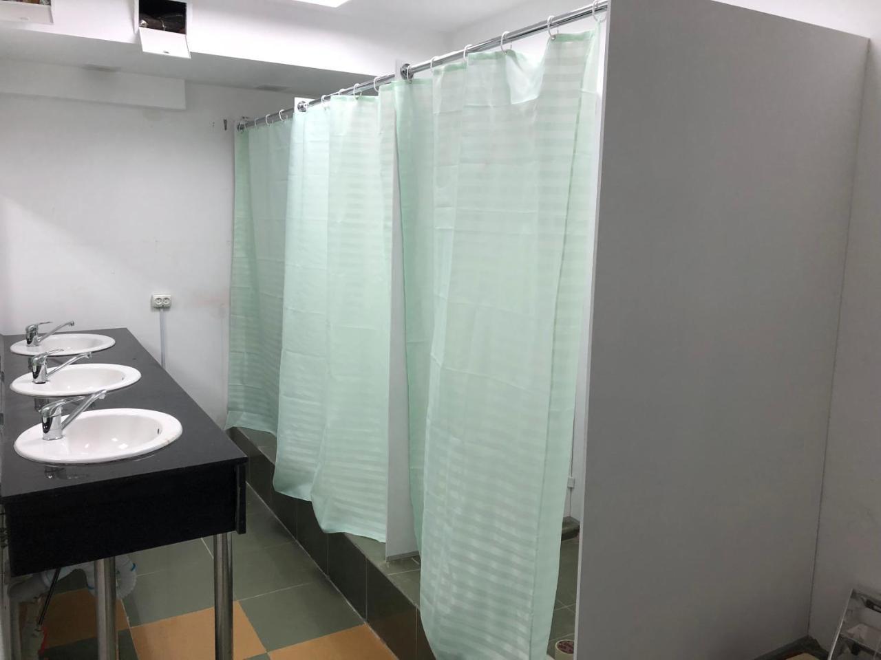 אלמטי Apple City Hostel מראה חיצוני תמונה