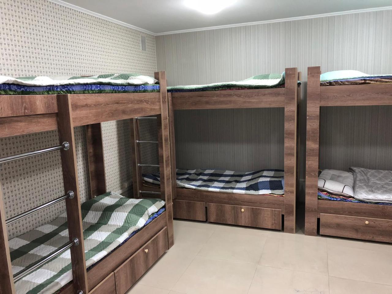 אלמטי Apple City Hostel מראה חיצוני תמונה